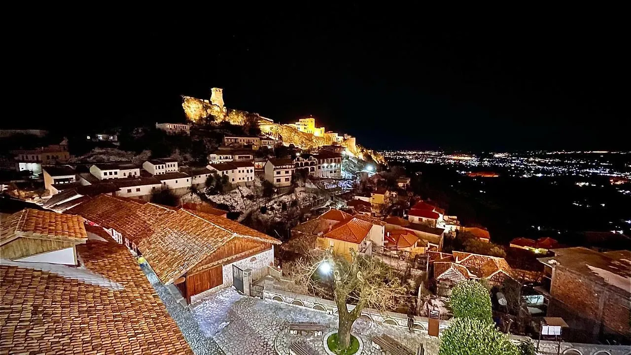 Panorama Rooms Hotel Near The Old Bazaar Kruje Bed & Breakfast