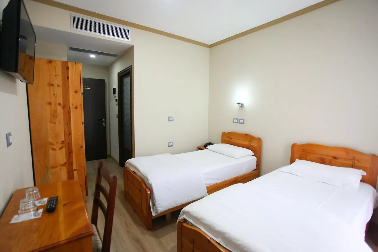 Panorama Rooms Hotel Near The Old Bazaar Kruje 3*,